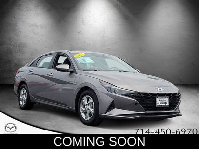 Used 2023 Hyundai Elantra SE w/ Cargo Package