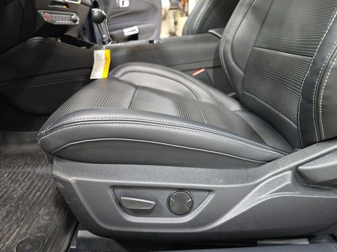 Used 2024 Ford Mustang GT Premium RWD image 33