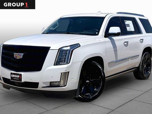 Used 2019 Cadillac Escalade Premium Luxury AWD/4WD image 1