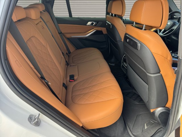 Certified 2026 BMW X5 xDrive50e AWD/4WD image 17