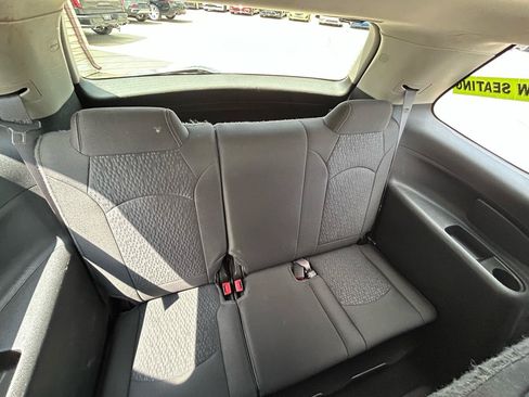 Used 2015 GMC Acadia SLE AWD/4WD image 13
