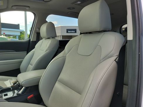 Used 2022 Kia Telluride S FWD image 13
