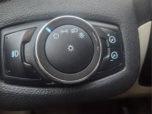 Used 2013 Ford Escape SE image 15