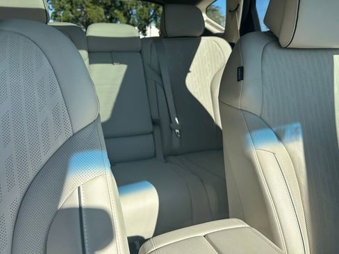 Used 2021 Genesis GV80 2.5T w/ Prestige Package 05 image 36