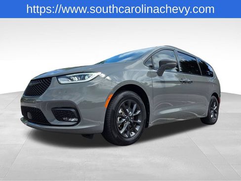 Used 2022 Chrysler Pacifica Touring-L w/ S Appearance Package FWD image 36