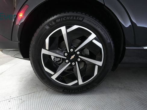 Used 2024 Chevrolet Equinox EV LT FWD image 22