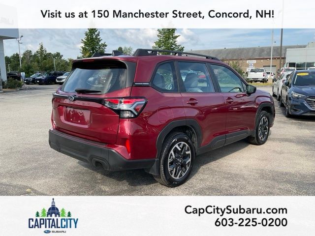 Used 2025 Subaru Forester AWD/4WD image 6