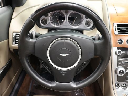 Used 2015 Aston Martin DB9 Volante Carbon Edition Convert image 25