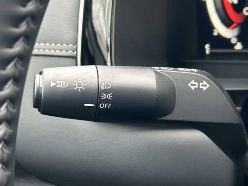 New 2026 Nissan Pathfinder Platinum AWD/4WD image 34