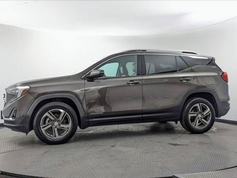 Used 2020 GMC Terrain SLT w/ Preferred Package AWD/4WD image 3