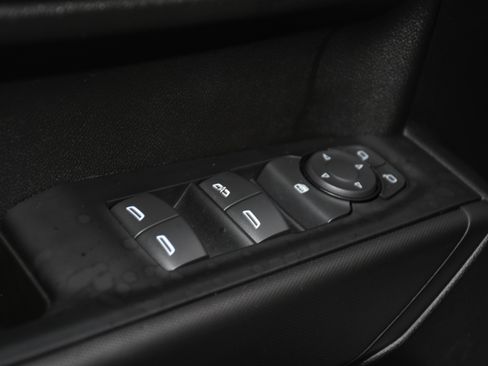 Used 2025 Chevrolet Silverado 1500 Custom Trail Boss image 10