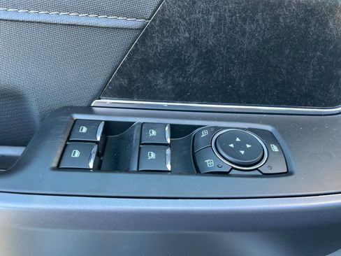 New 2025 Ford F150 Lightning Flash image 14