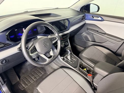 Used 2023 Volkswagen Taos SE image 30