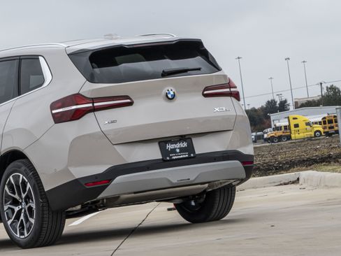 New 2026 BMW X3 xDrive30 w/ Convenience Package image 6