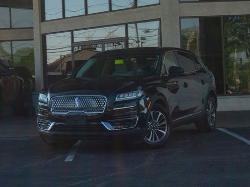 Used 2019 Lincoln Nautilus Select FWD image 6
