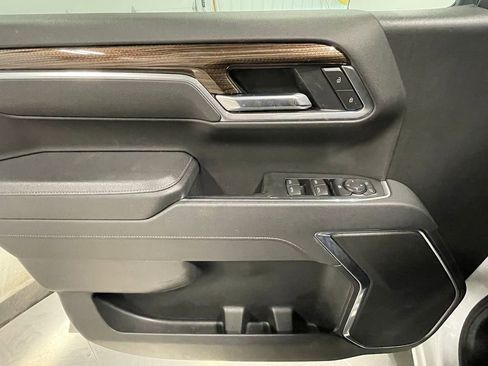 Used 2026 Chevrolet Silverado 1500 LT image 19