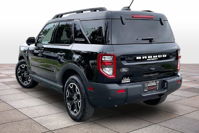 New 2026 Ford Bronco Sport Outer Banks w/ Outer Banks Tech Package+ AWD/4WD image 3