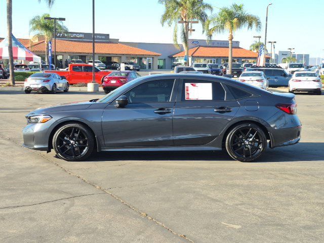 Used 2025 Honda Civic Sport image 10