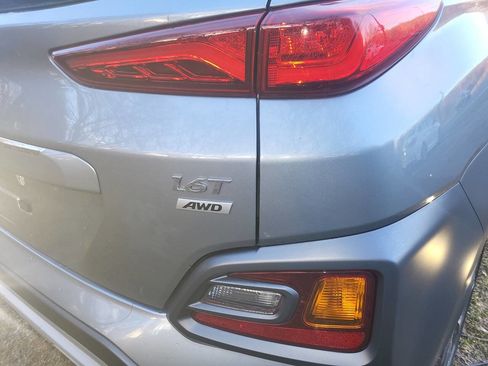 Used 2019 Hyundai Kona Limited image 7