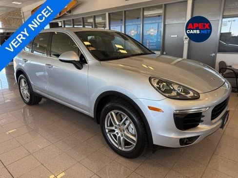 Used 2017 Porsche Cayenne S AWD/4WD image 1