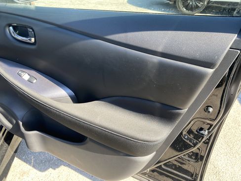 Used 2025 Nissan Leaf S FWD image 22