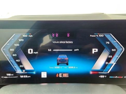 Used 2026 BMW X7 M60i AWD/4WD image 40