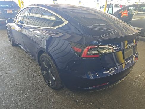 Used 2019 Tesla Model 3 Long Range AWD/4WD image 2