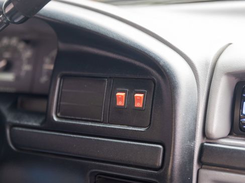 Used 1997 Ford F350 4x4 Regular Cab image 34