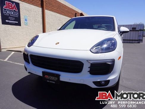 Used 2017 Porsche Cayenne Platinum Edition AWD/4WD image 41