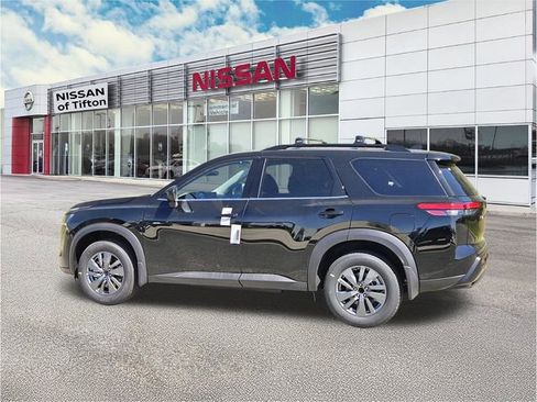 New 2026 Nissan Pathfinder SV w/ Cargo Package FWD image 7