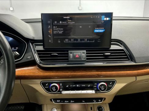 Certified 2023 Audi Q5 2.0T Premium Plus w/ Premium Plus Package AWD/4WD image 9