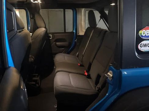Used 2022 Jeep Wrangler Unlimited Sport image 6