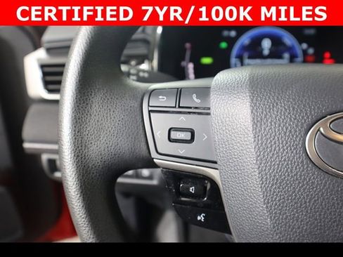 Used 2025 Toyota Camry LE image 22