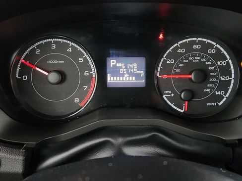 Used 2018 Subaru Crosstrek 2.0i image 38