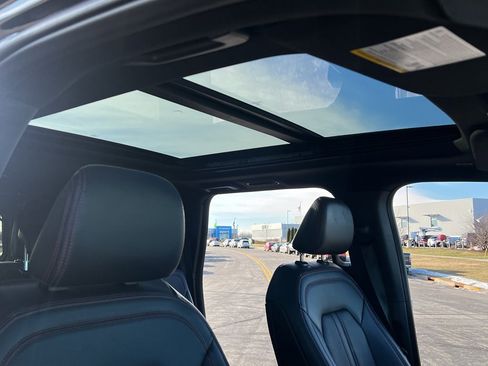 Used 2024 Ford Expedition Max Limited image 32