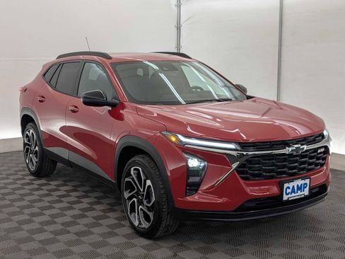 New 2026 Chevrolet Trax RS w/ Driver Confidence Package image 8