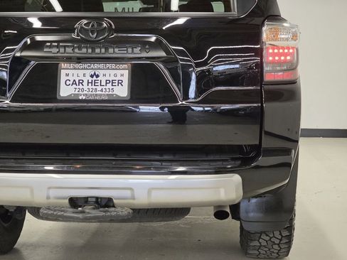 Used 2021 Toyota 4Runner TRD Off-Road Premium w/ Moonroof Package image 49