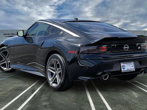 Used 2023 Nissan Z Sport w/ Floor Mat Package image 10
