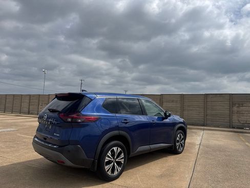 Used 2021 Nissan Rogue SV AWD/4WD image 21
