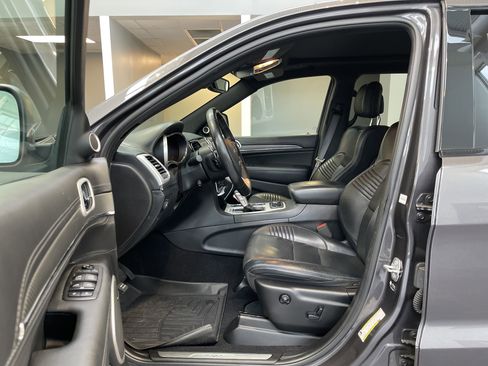 Used 2021 Jeep Grand Cherokee SRT AWD/4WD image 18