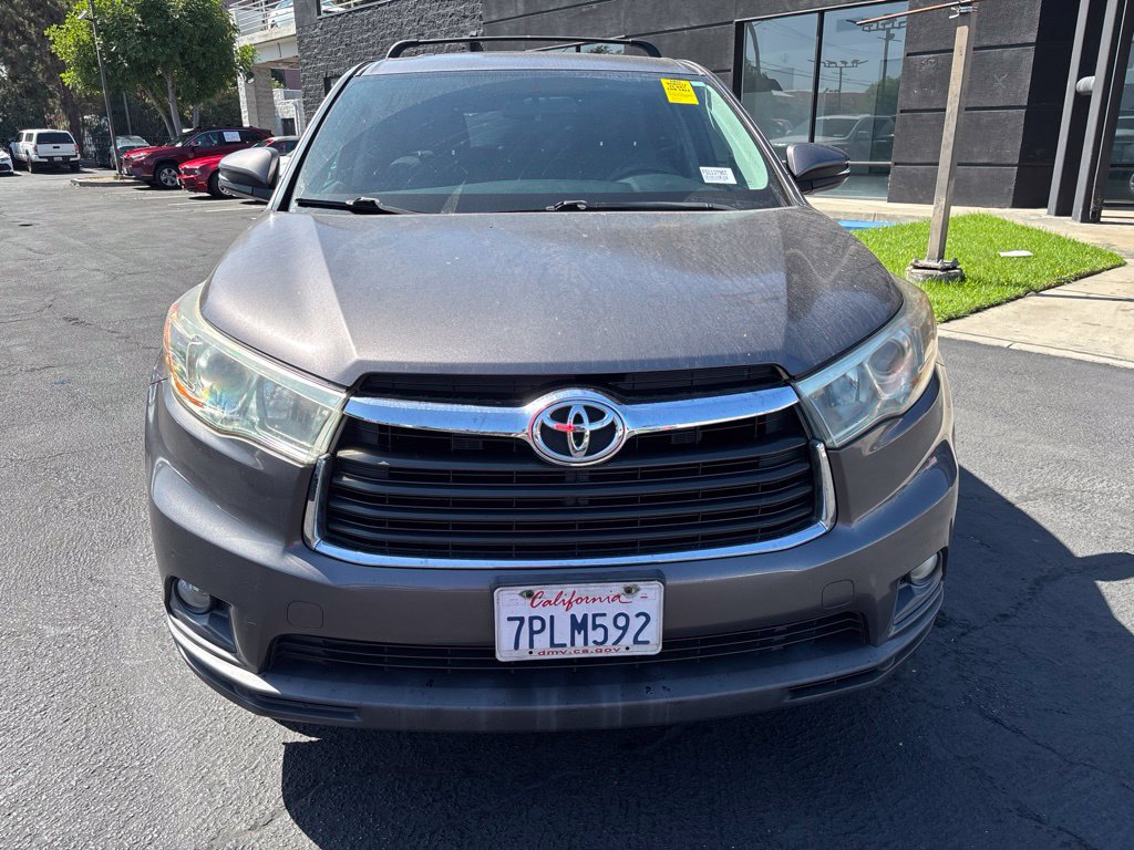 Used 2015 Toyota Highlander Plus FWD image 9