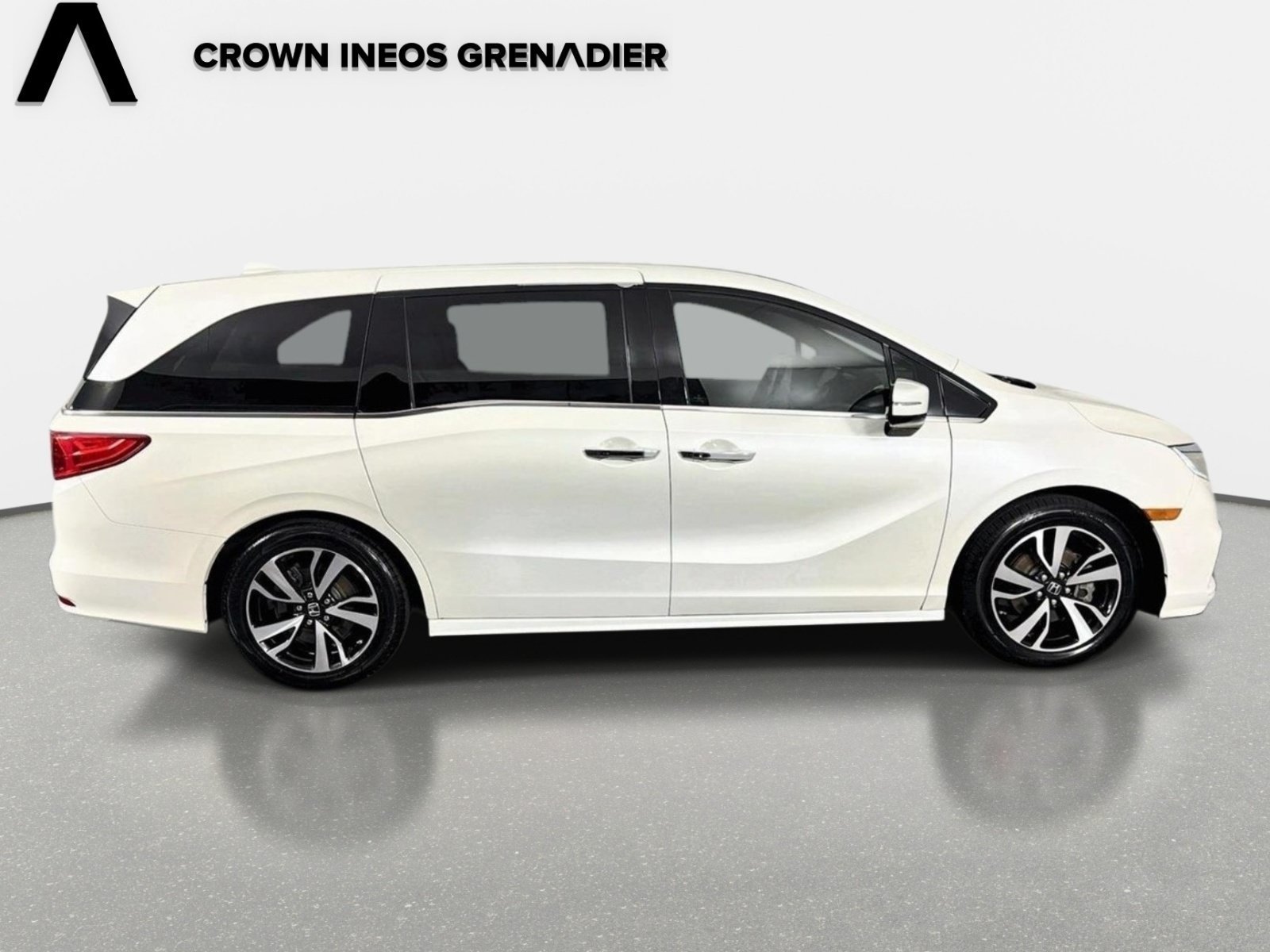 Used 2019 Honda Odyssey Elite image 4