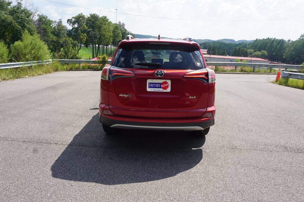 Used 2016 Toyota RAV4 XLE FWD image 21
