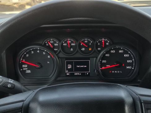 Used 2024 Chevrolet Silverado 1500 Custom RWD image 23