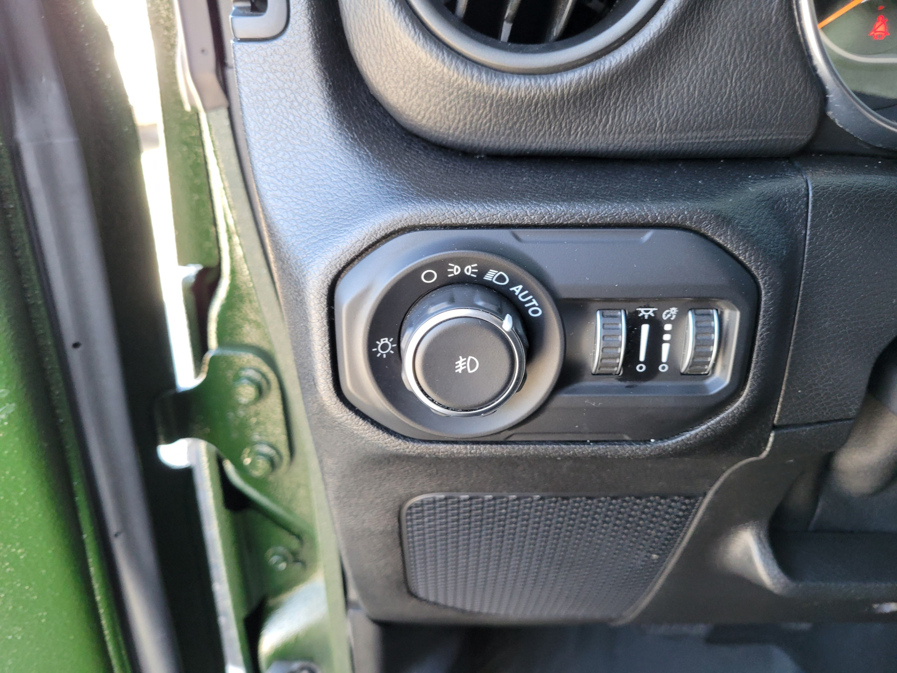 Used 2020 Jeep Wrangler Unlimited Sport S AWD/4WD image 28