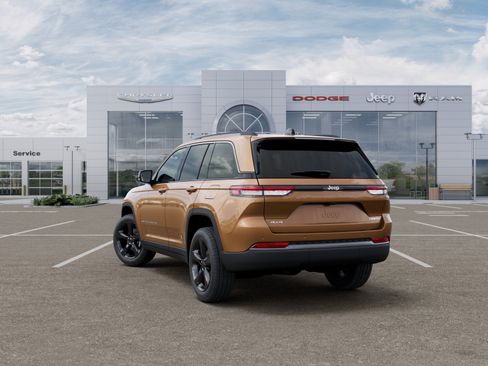 New 2026 Jeep Grand Cherokee Limited w/ Limited Altitude Package AWD/4WD image 29