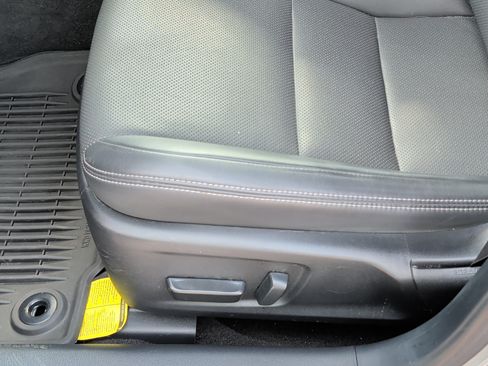 Used 2025 Lexus IS 350 F Sport w/ Accessory Package 2 RWD image 10