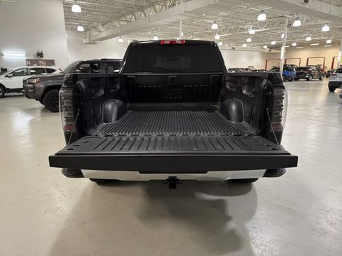 Used 2018 Chevrolet Silverado 1500 LT w/ All Star Edition AWD/4WD image 12