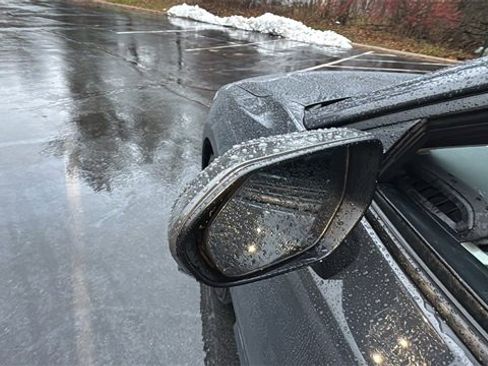 Used 2025 Toyota Camry LE image 36