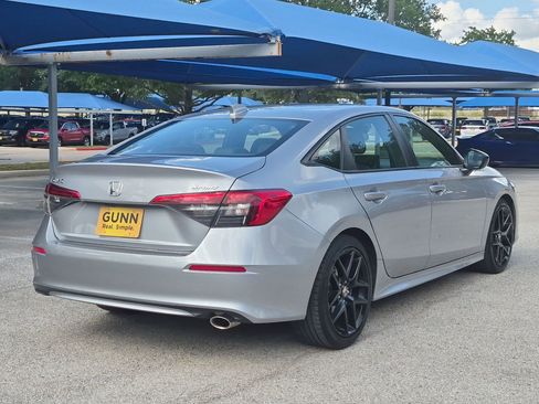 Used 2024 Honda Civic Sport image 3